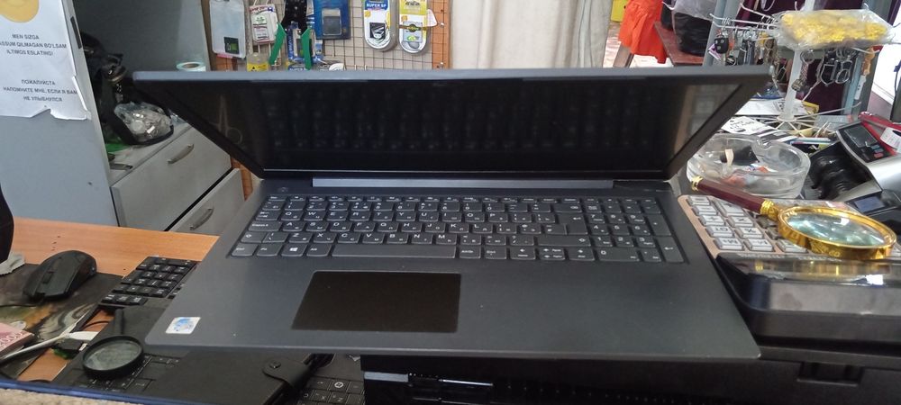 Noudbuk lenova yangi ishlatilmagan