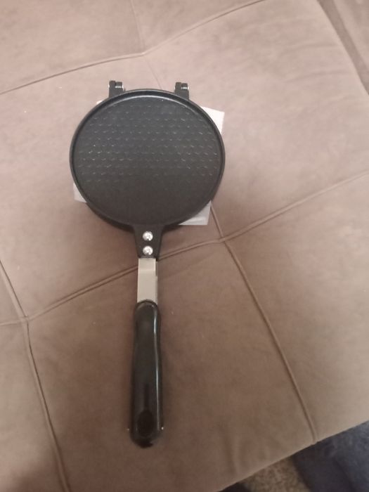 Продается вафельница и орешница