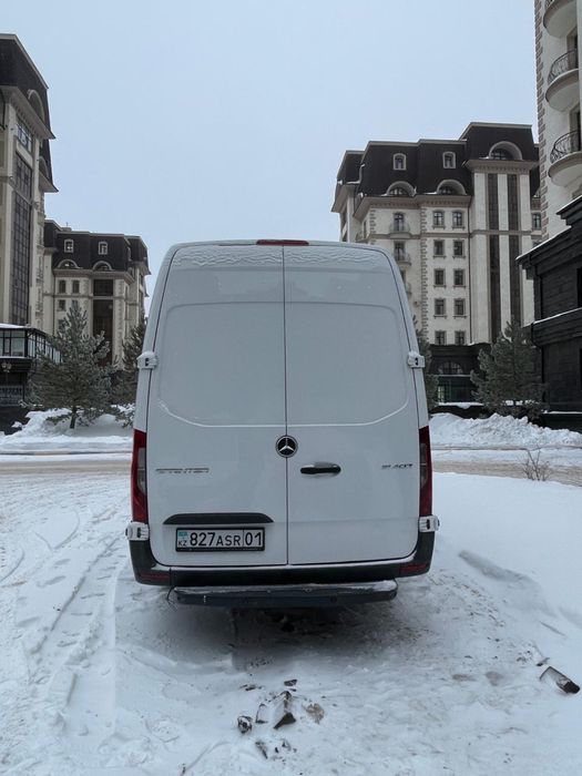 Продам рефрижератор Mercedes-Benz 2021 года