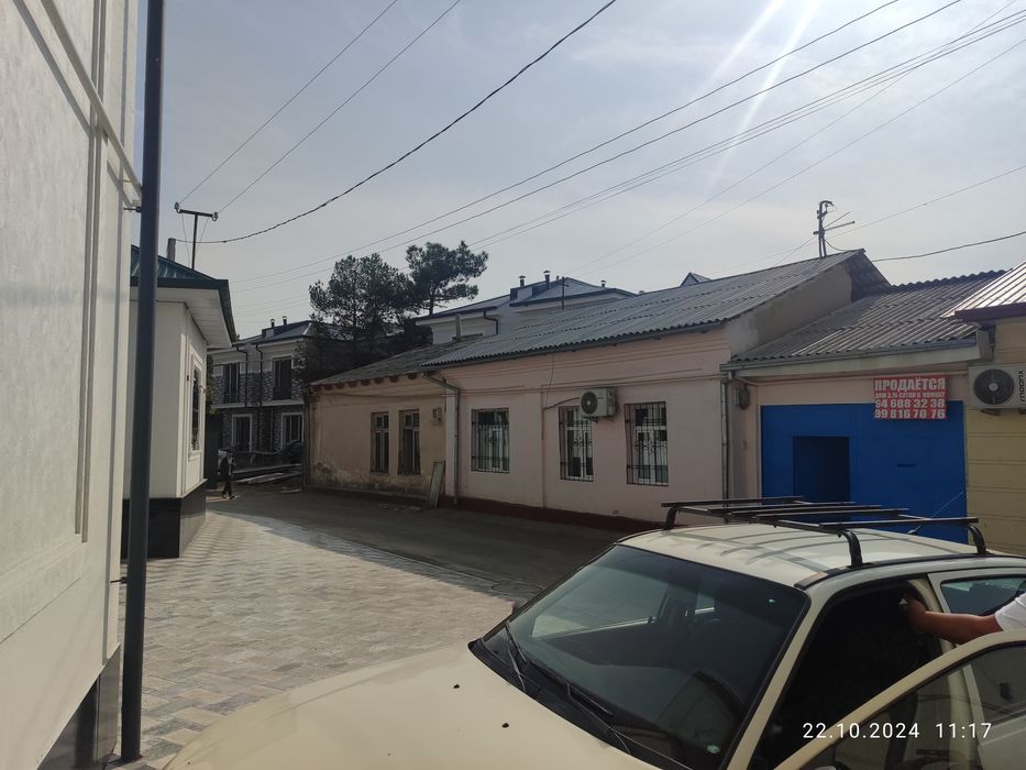 Qorasu 6 da hovli betonka Amur-temur m. Yetmasdan
Mahala