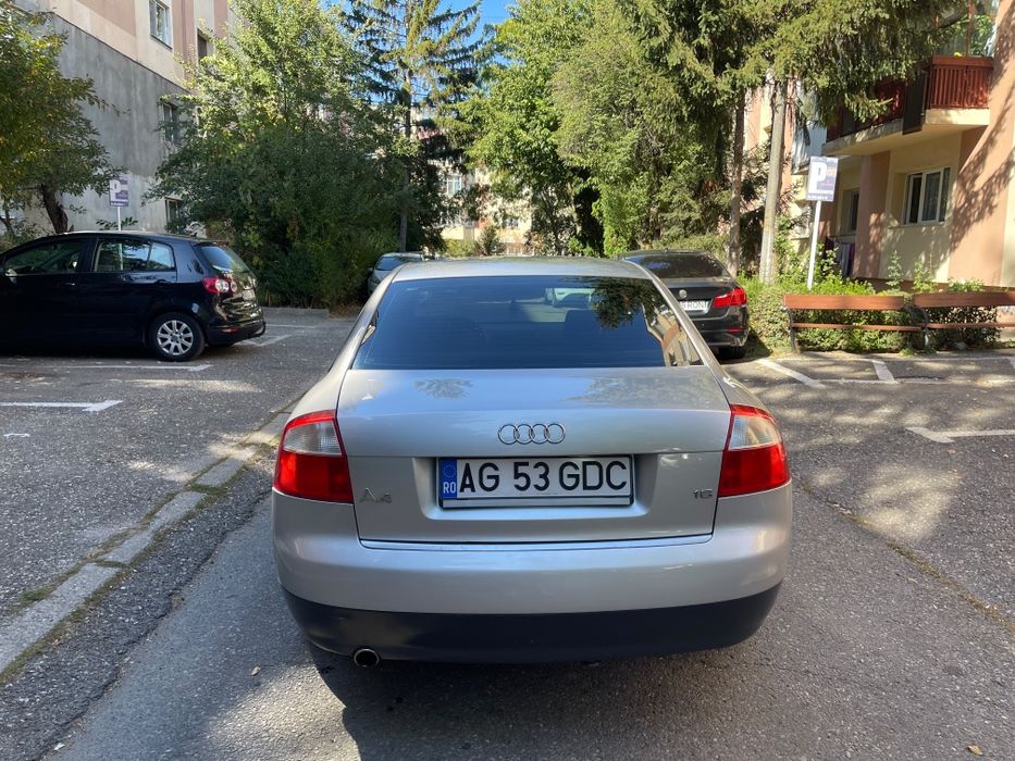 Vand Audi A4 2002 1.6 benzină-proprietar