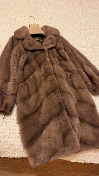 # 109 Палто от норка.Визон.Естествена кожа с косъм.