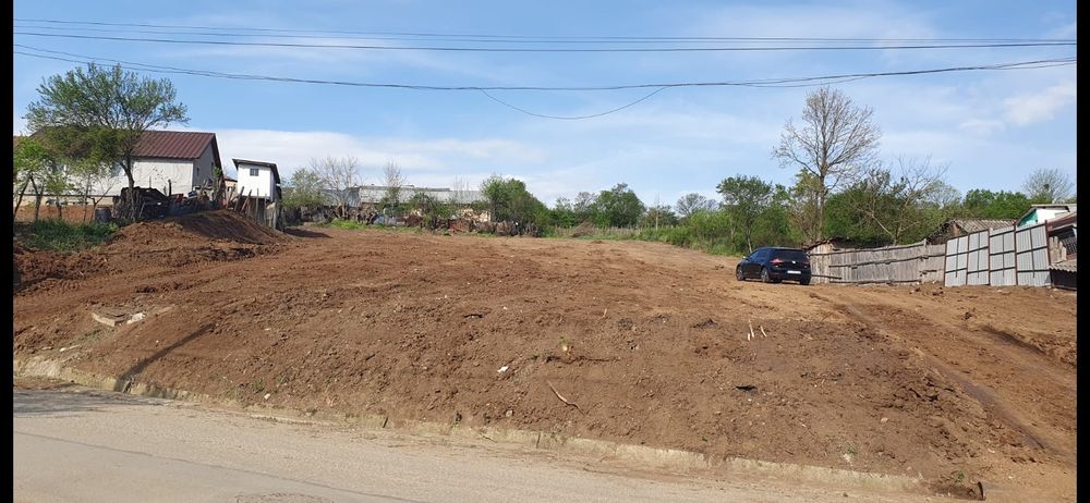 Vând teren comuna bucovat