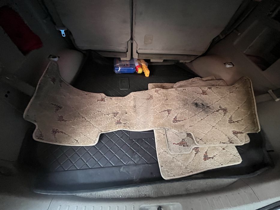 Полики land cruiser 200