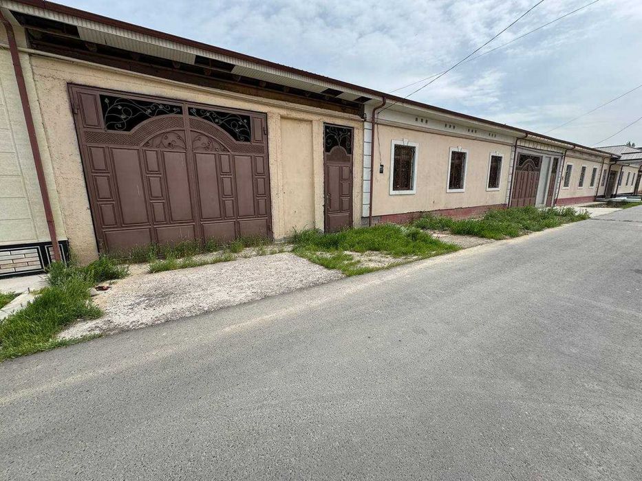 Namunali uy 6-sotokli kottedj sotiladi