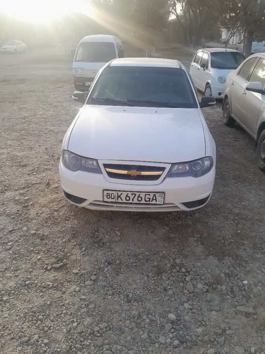 Chevrolet nexia 2 rangi oq kraskasi asvejit qilingan. Rasxodi yo'q. Me