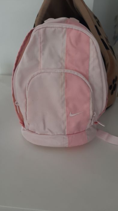 Rucsac adidas și nike