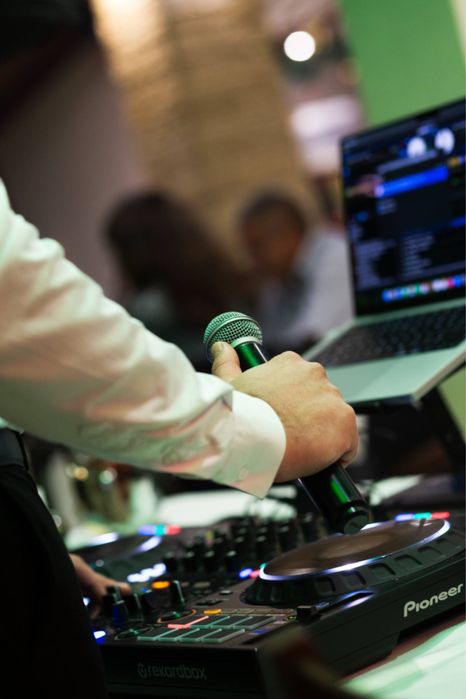 DJ ACHO MIX ( дисководещ) за вашия празник