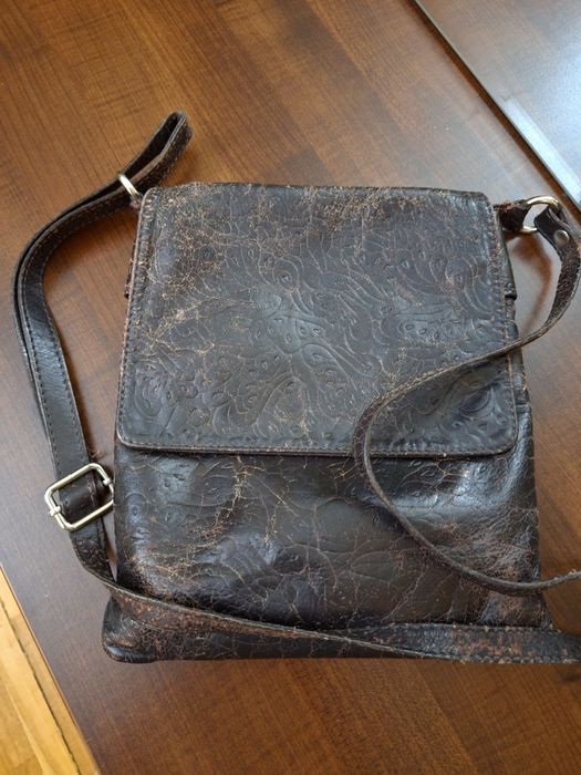 Винтажная коженная сумка через плечо Натуральная кожа. италия