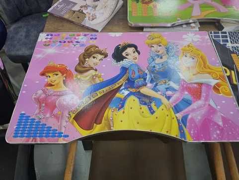 Детски Чин със столче Детско Бюро различни герои Чисто ново