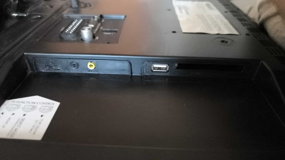 TV / Monitor LED Watson 19 inch (48 cm) HDMI VGA SCART USB