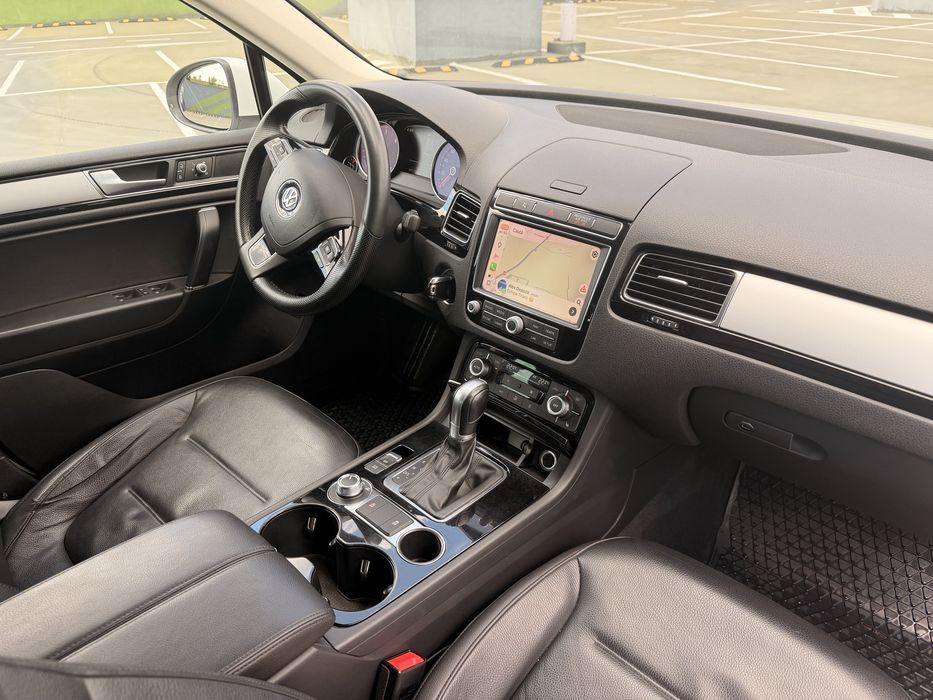 VW Touareg R-Line 3.0TDI 4Motion