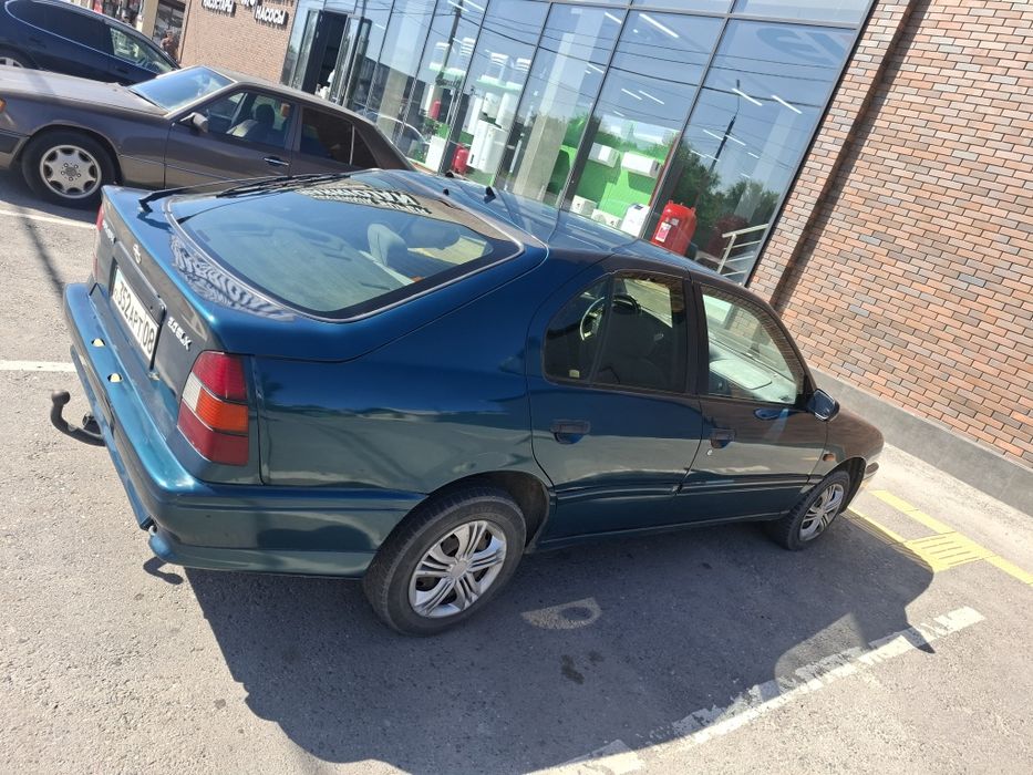 Nissan primera  1995 г.в. объем  2л
