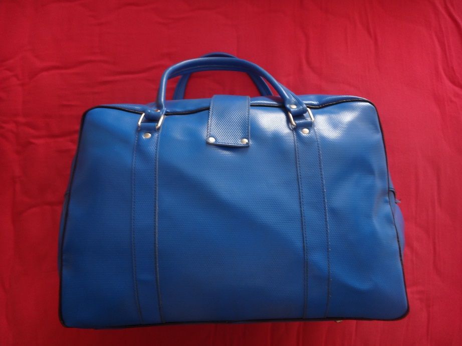 Антики - 2 големи ретро кожени сака / пътни чанти винтидж