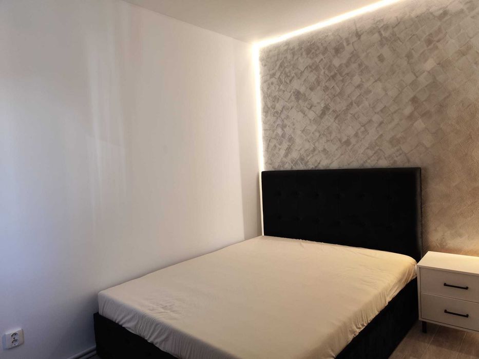 Schimb garsoniera cu apartament