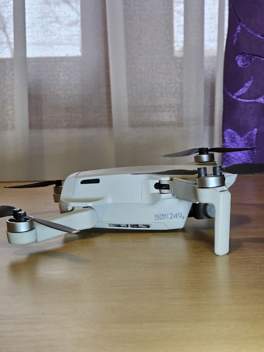 Dronă DJI Mini 4k fly more combo