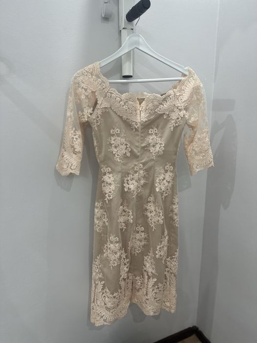 Продам платья.Сшита на заказ.