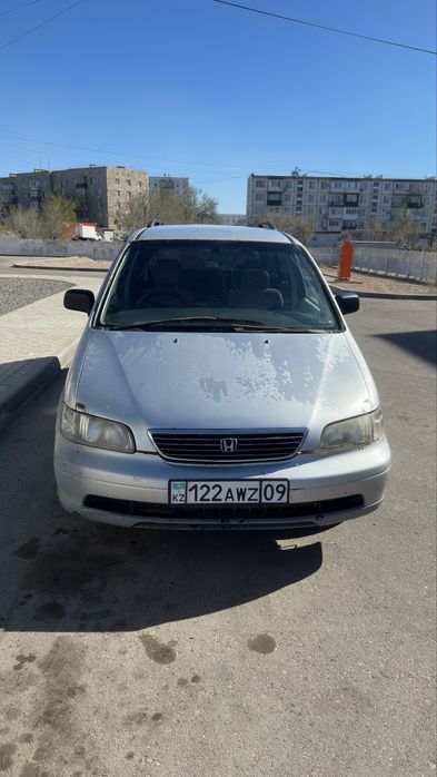 Продам машину Honda  Odyssey