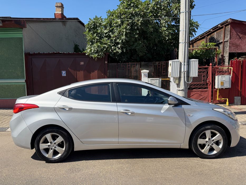 Hyunday elantra 2012