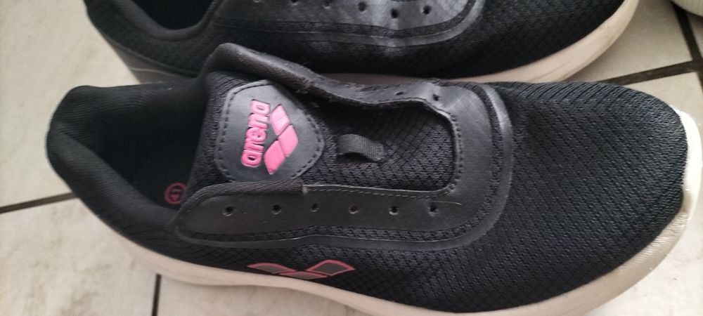 Adidași Umbro 41