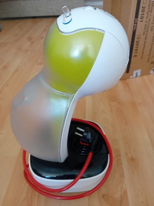 Кафемашина Nescafe Dolce Gusto Delonghi