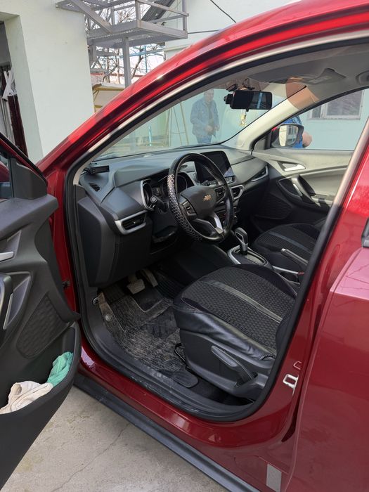 Продается Chevrolet Tracker LTZ