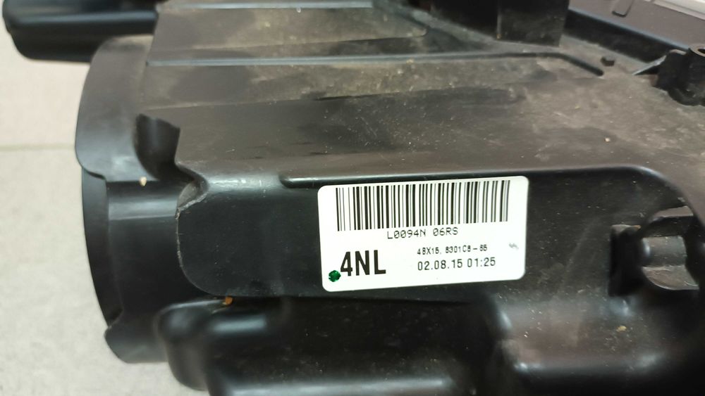 Mitsubishi Outlander xenon far Мицубиши Аутлендър ксенон десен ляв фар