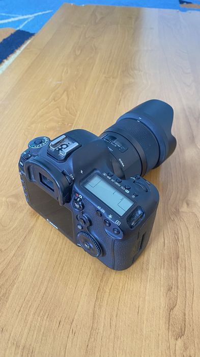 Срочно продается фотоаппарат Canon 5d Mark 3
