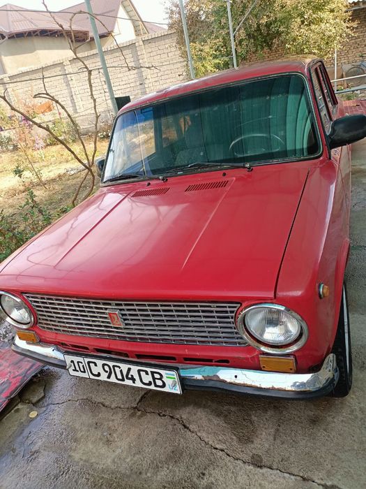 VAZ 2101 srochna sotiladi 1750$ kami bor