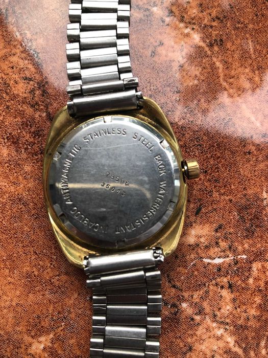 Vand ceas de colectie Delbana