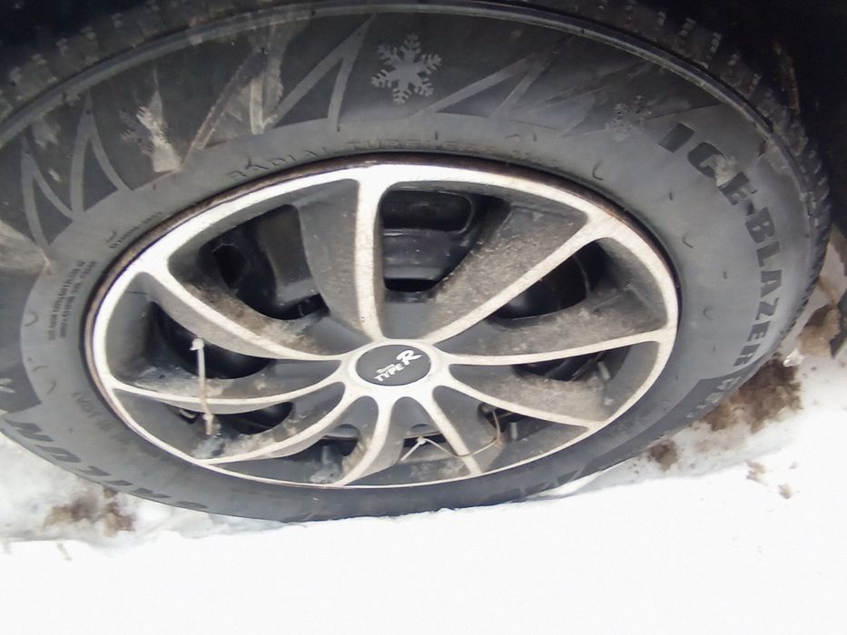 Продам ваз-2114  .