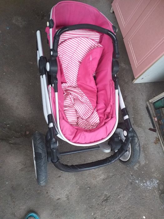 Продам коляску для девочки