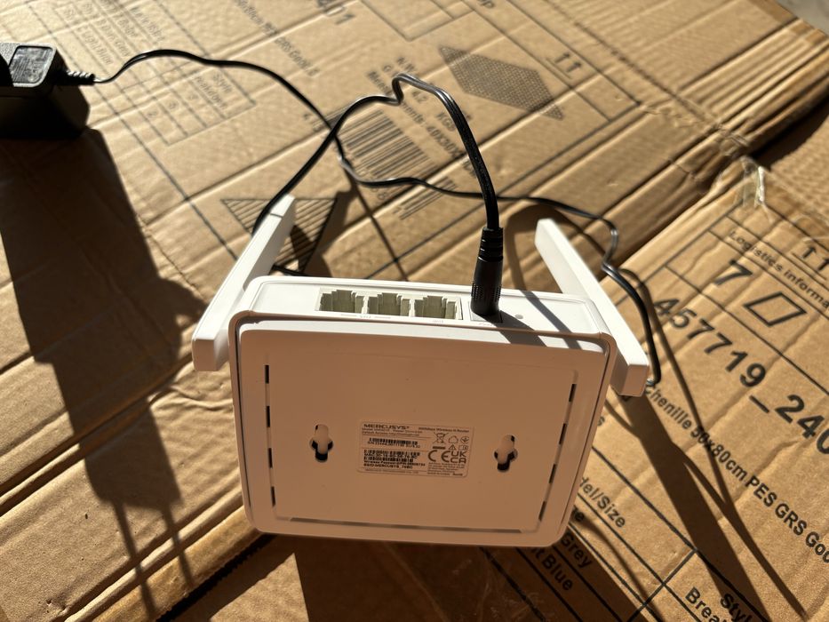 Router wireless Wi-Fi Mercusys MW301R, 300 Mbps, 3 porturi