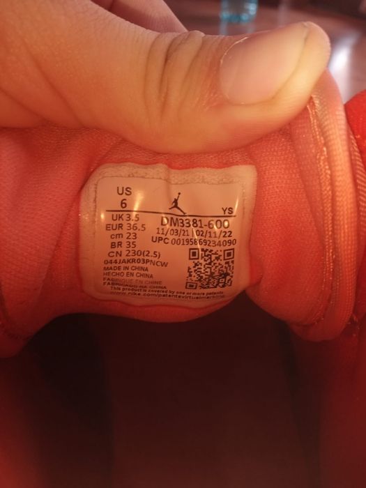 Jordan 1 mid crimson bliss/rush orange pourpre bliss/orange intense