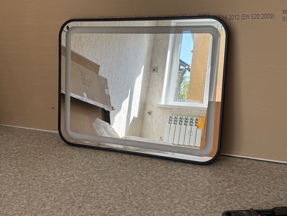 Зеркало с подсветкой