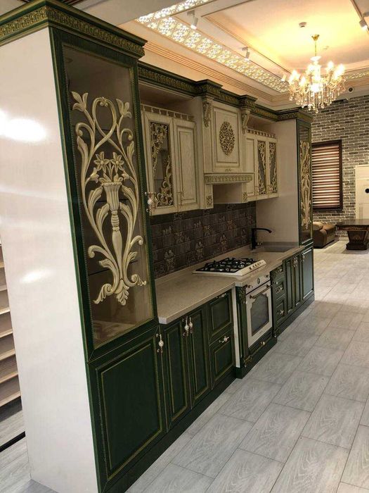 klassicheskiy kuxonniy garnitur