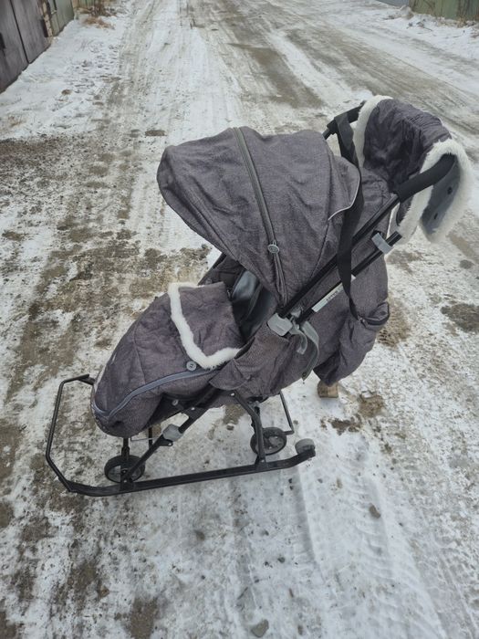 Продам санки на колёсах