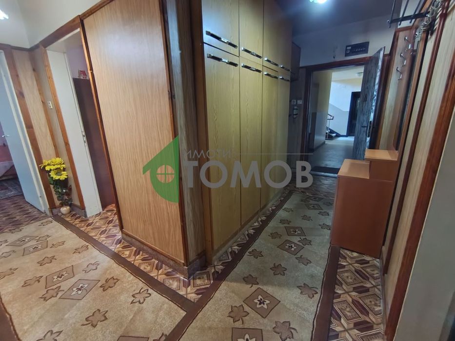 Продава се Четиристаен апартамент в с. Старозагорски бани, Област Стара Загора - 110 кв.м за 796 €/кв.м - Снимка #10