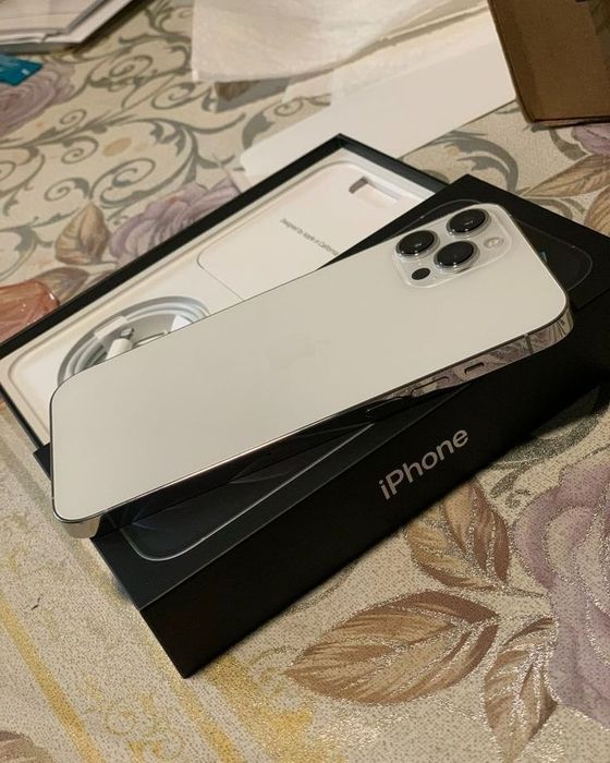 iPhone 13 pro max, АКБ 75% срочно!!!