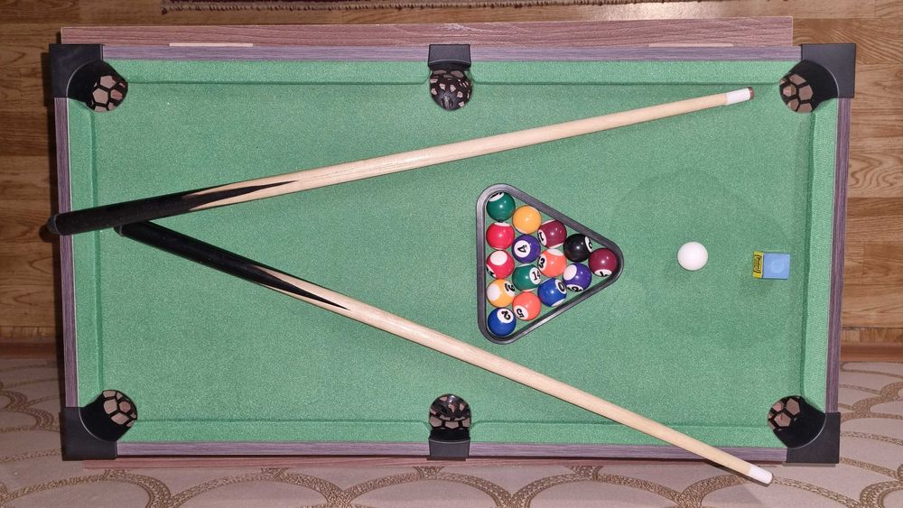 Бильярд. Настольная детская игра.