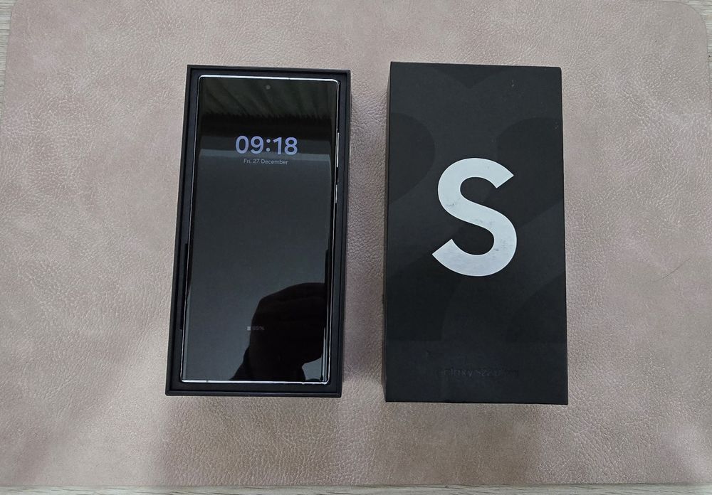 Samsung Galaxy S22 Ultra 5G Phantom White / SM-S908B/DS / 256GB / 12GB