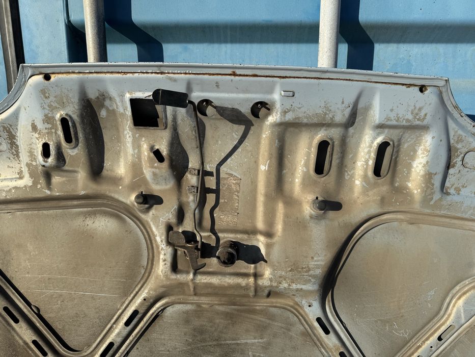 Капот  Ваз 2114.