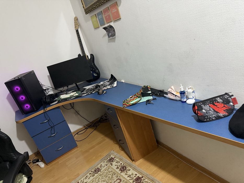 Компьютерный стол