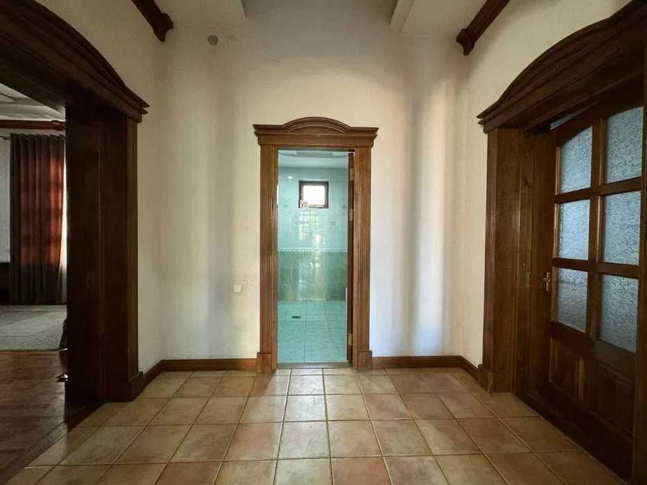 ‼️Метро Минор‼️ Продается Шикарный Углавой ДОМ в ЦЕНТРЕ/8 соток/ 500м²