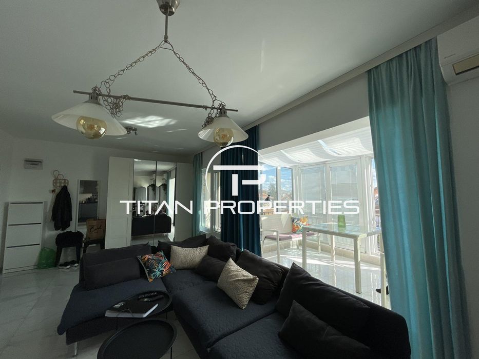 Дава се под наем Тристаен апартамент в Бургас, Център - 125 кв.м за 1020 € - Снимка #2