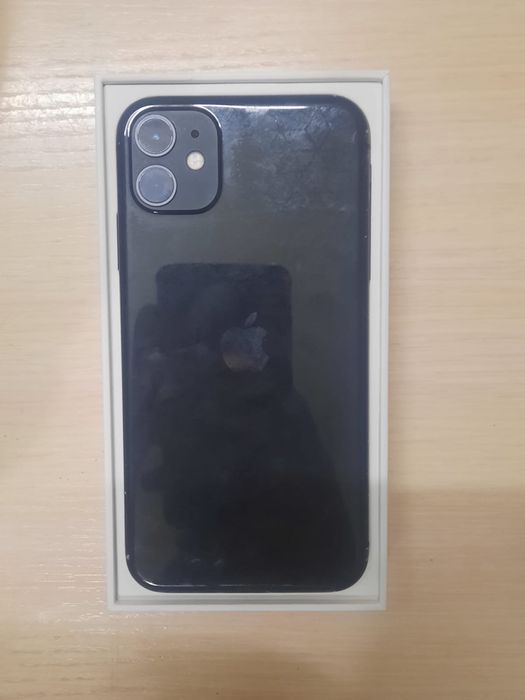 iPhone 11 в Идеале с коробкой