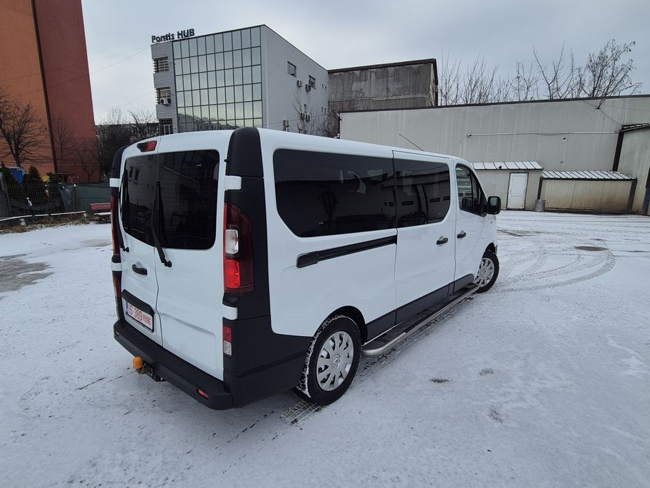 Renault Trafic 9locuri  extralung 125cp  posibilitate 3luni nr ro
