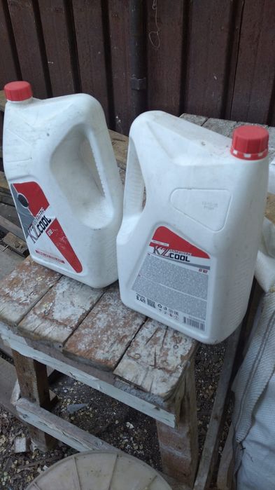 Продам  Канистру