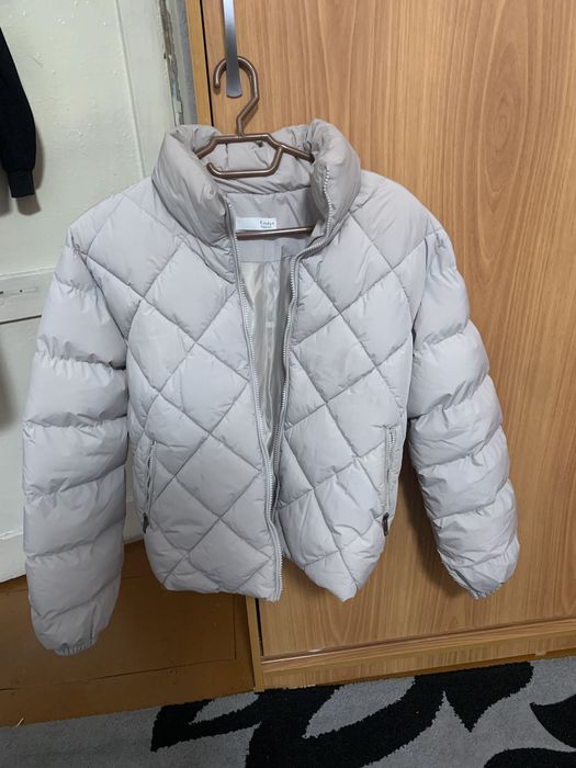 Осенняя куртка на девушку