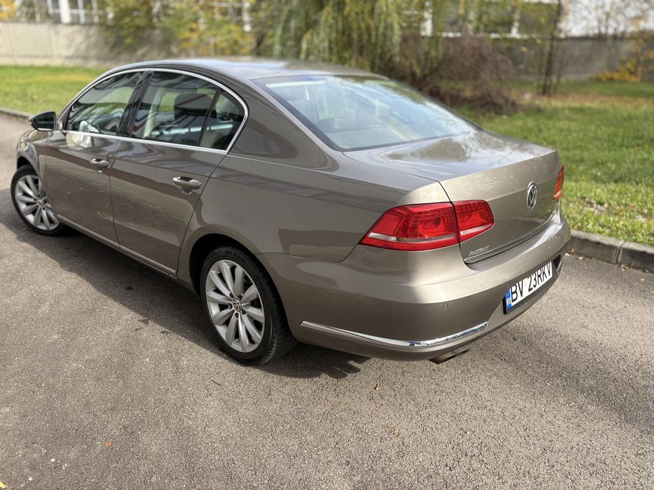 VOLKSWAGEN Passat 2012 — imagine 2